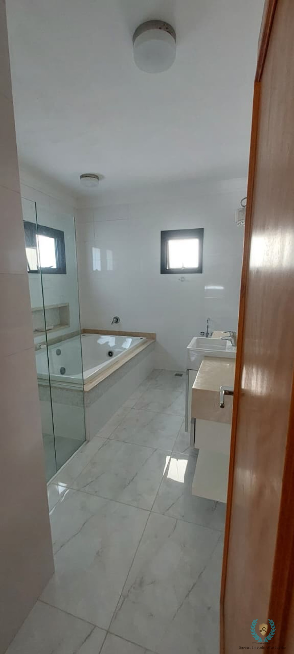 Casa, 4 quartos, 280 m² - Foto 30