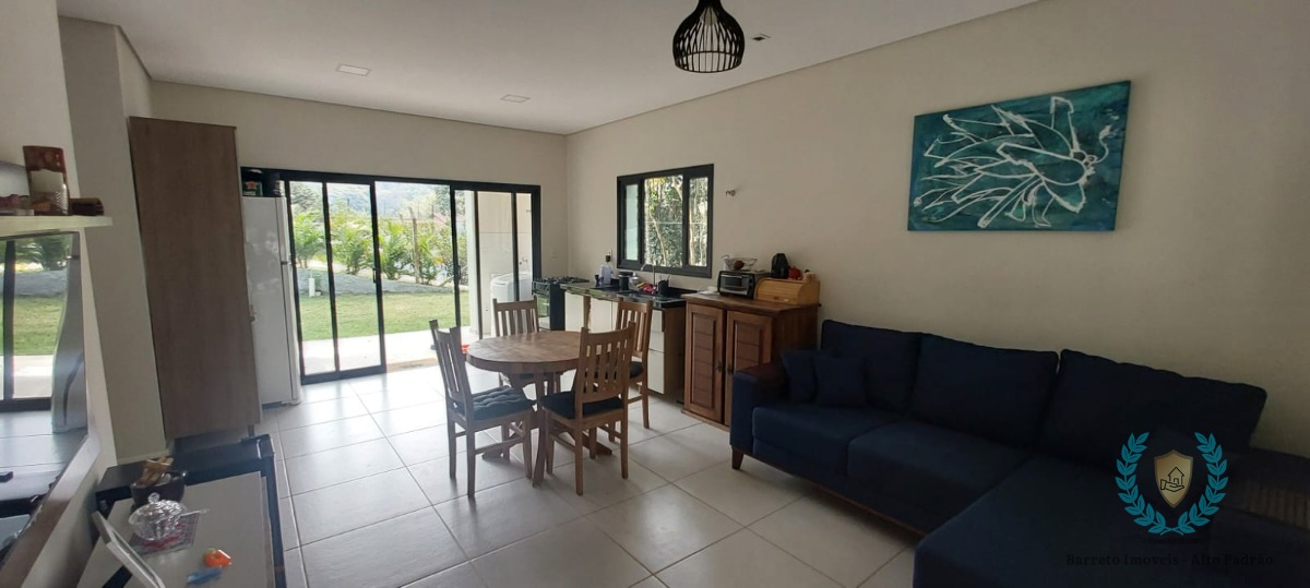 Chácara à venda com 2 quartos, 150m² - Foto 9
